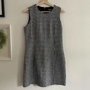STEVE MADDEN Houndstooth Dress Size M